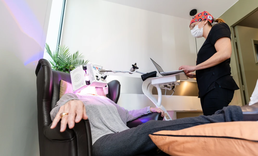 photobiostimulation cabinet dentaire lumiere lyonNos technologiesChirurgiens-dentistes Lyon 3 |   Cabinet Lumière